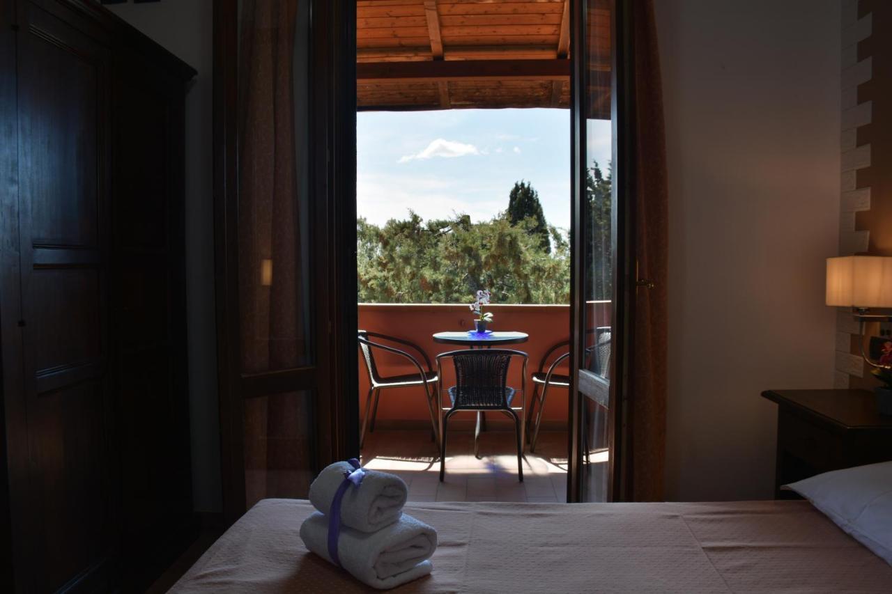 Hotel Villa Paradiso Riparbella Dış mekan fotoğraf